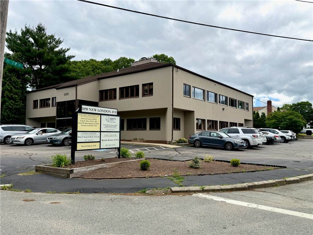 1090 New London Avenue - Photo 1