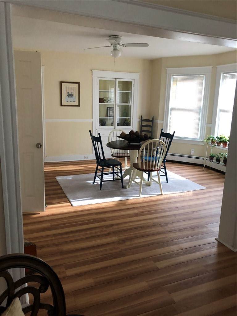 https://bt-photos.global.ssl.fastly.net/rhodeisland/orig_boomver_1_1415615-2.jpg