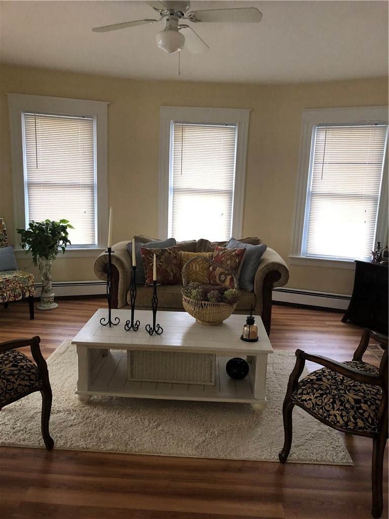 https://bt-photos.global.ssl.fastly.net/rhodeisland/orig_boomver_1_1415615-2.jpg