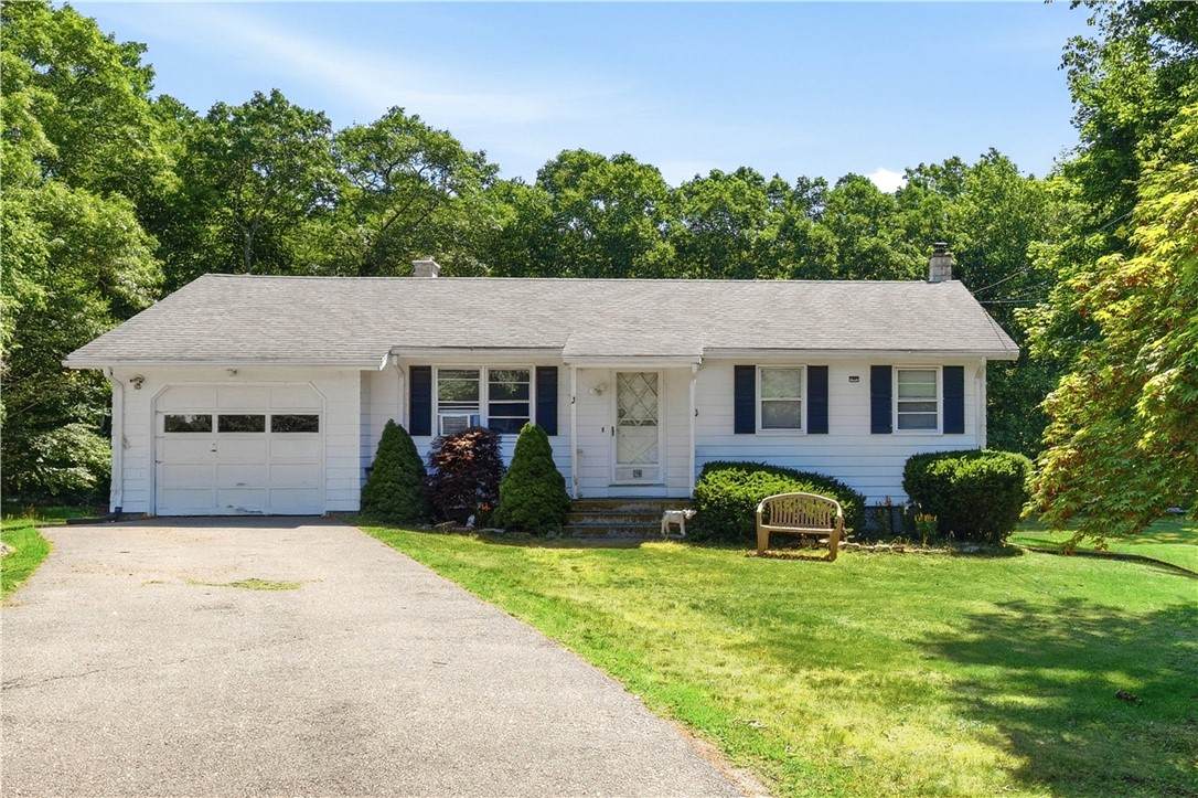 42 Charles Avenue - Photo 1