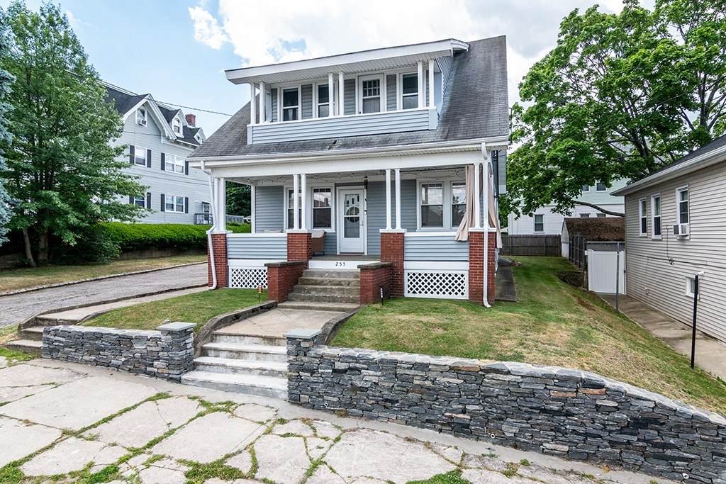 255 Farmington Avenue - Photo 1