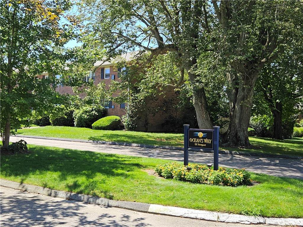 70 Carroll Avenue - Photo 1