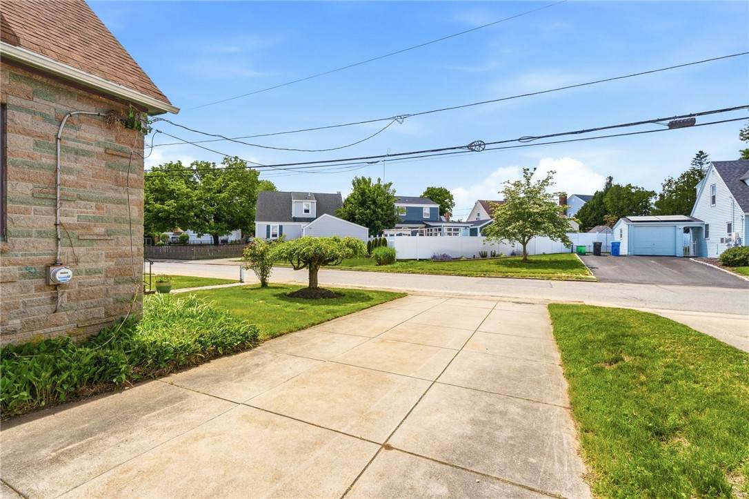 https://bt-photos.global.ssl.fastly.net/rhodeisland/orig_boomver_1_1415842-2.jpg
