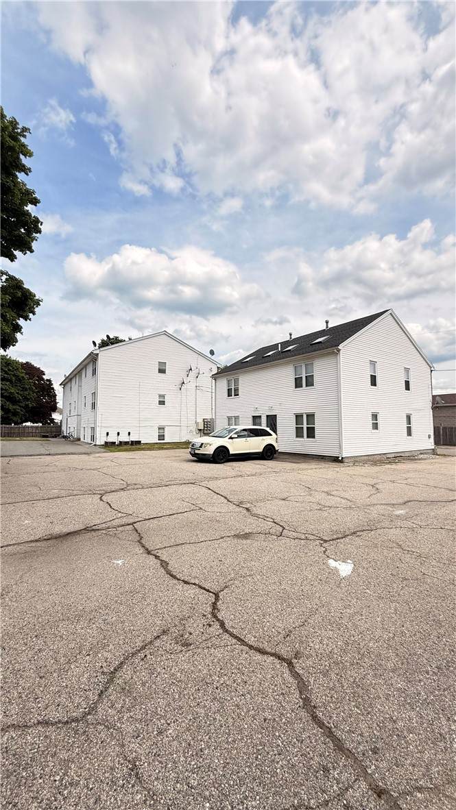 https://bt-photos.global.ssl.fastly.net/rhodeisland/orig_boomver_1_1416349-2.jpg