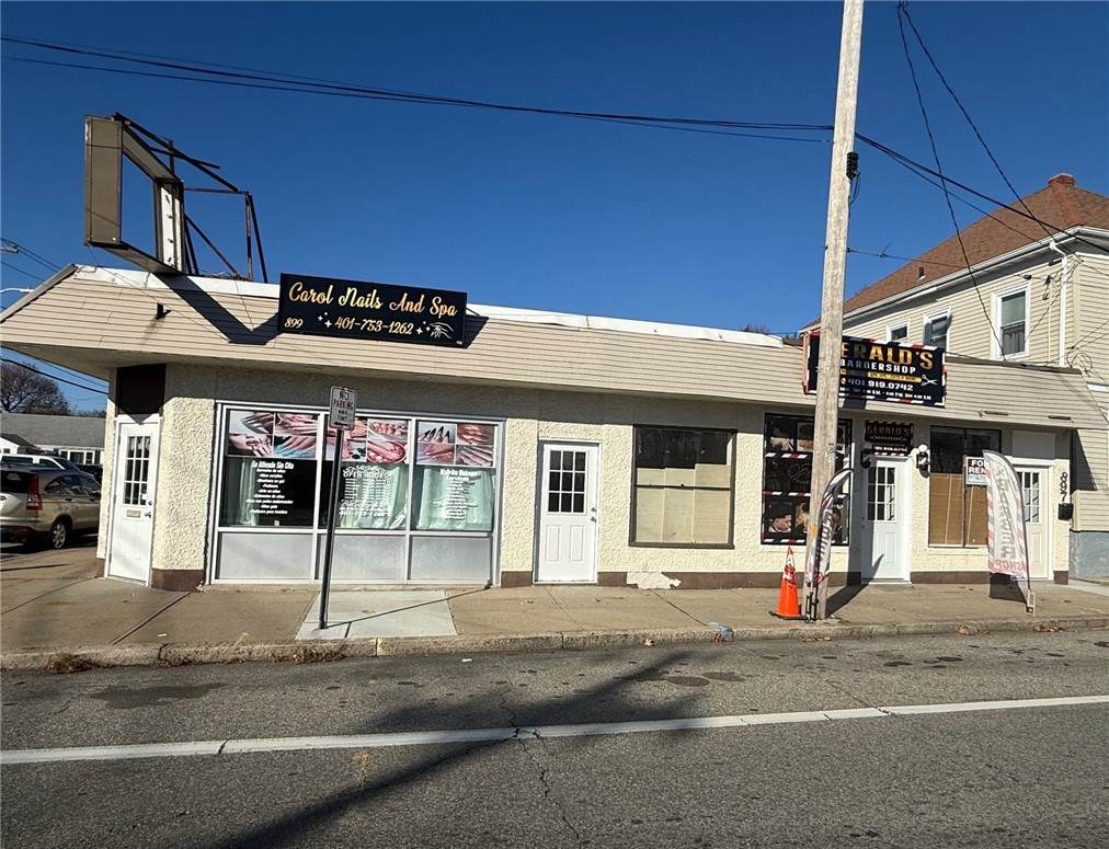 899 Cranston Street - Photo 1
