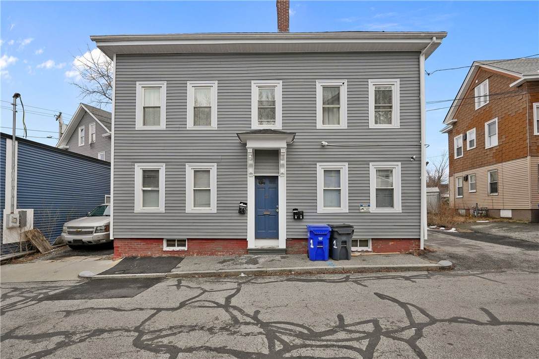 2 Young Avenue - Photo 1