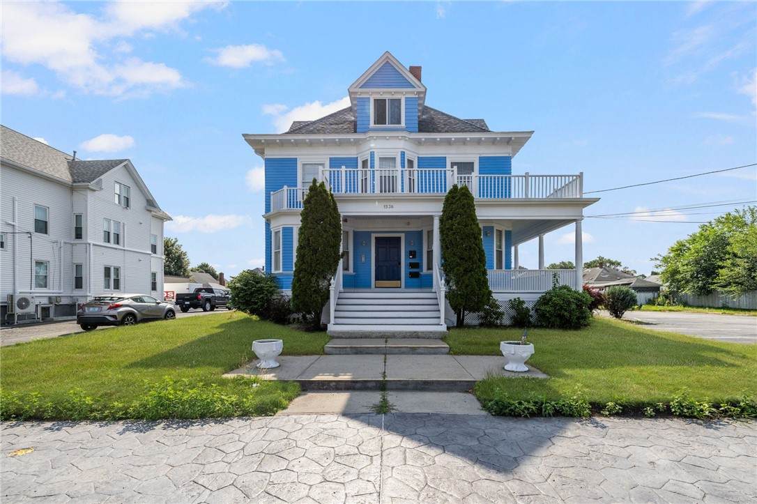 https://bt-photos.global.ssl.fastly.net/rhodeisland/orig_boomver_1_1416445-2.jpg