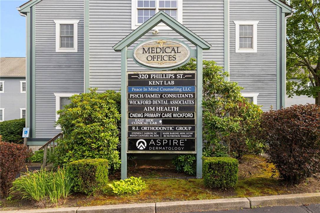 320 Phillips Street - Photo 1