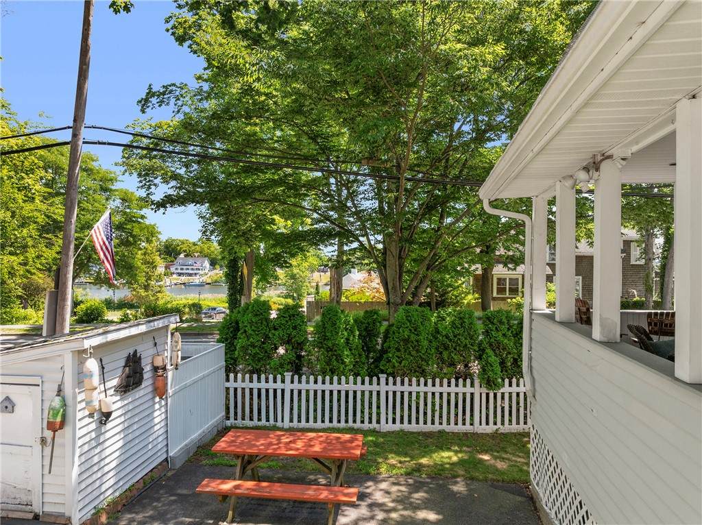 https://bt-photos.global.ssl.fastly.net/rhodeisland/orig_boomver_1_1416750-2.jpg