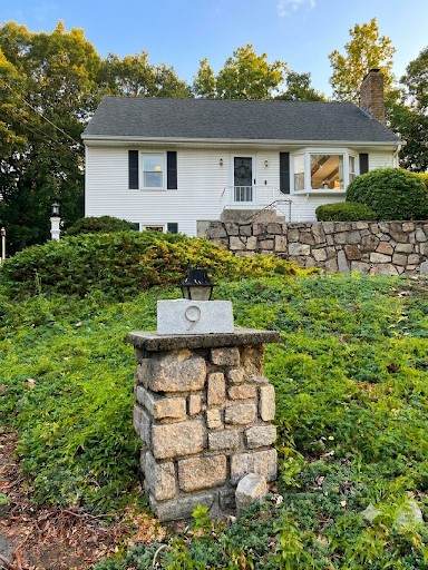 9 Briar Hill Road - Photo 1
