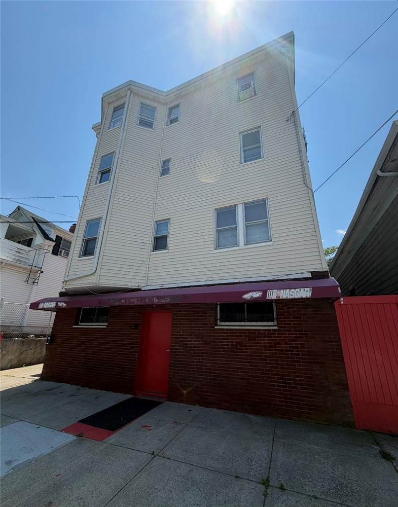 622 Union Avenue - Photo 1