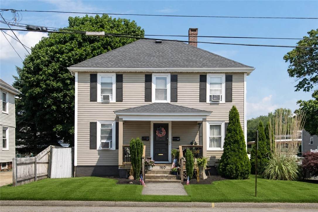 160 Richard Street - Photo 1