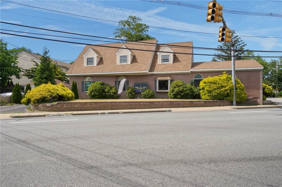 623 Post Road - Photo 1
