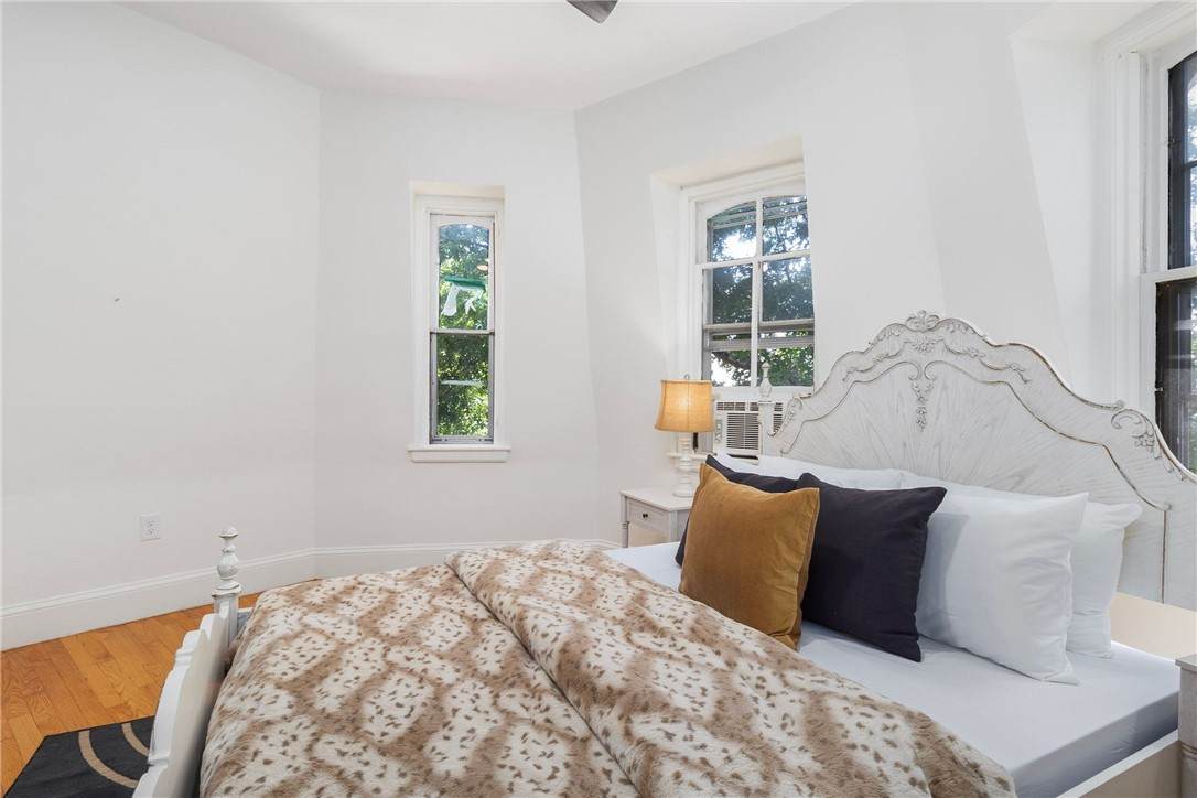 https://bt-photos.global.ssl.fastly.net/rhodeisland/orig_boomver_1_1417051-2.jpg