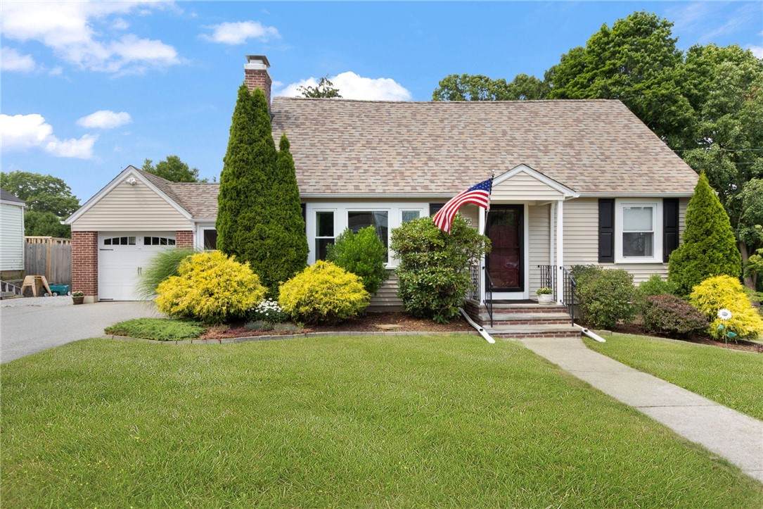25 Leroy Avenue - Photo 1