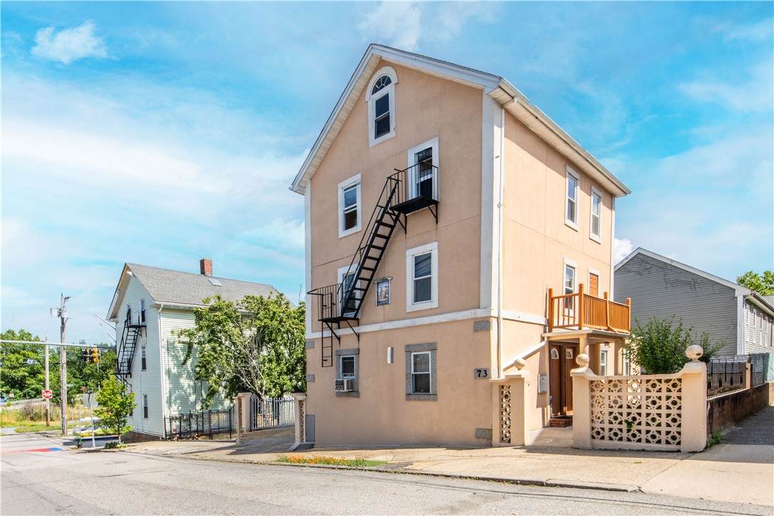 https://bt-photos.global.ssl.fastly.net/rhodeisland/orig_boomver_1_1417268-2.jpg