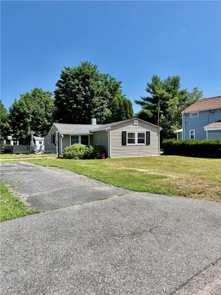 76 Dickens Street - Photo 1