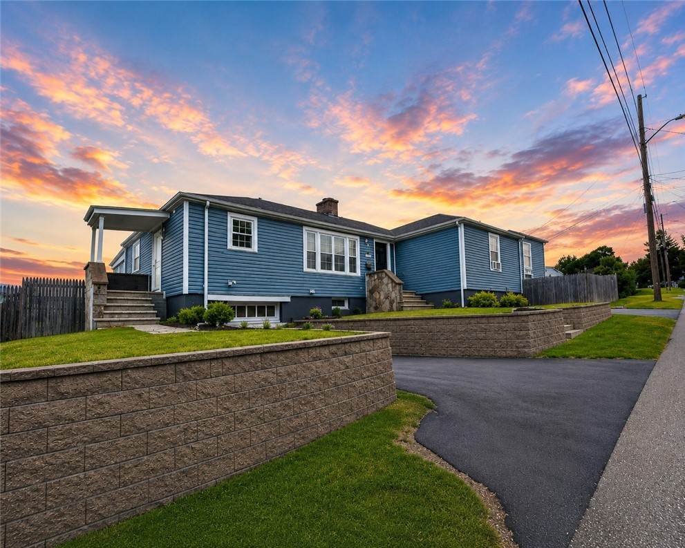 44 Pavilion Avenue - Photo 1