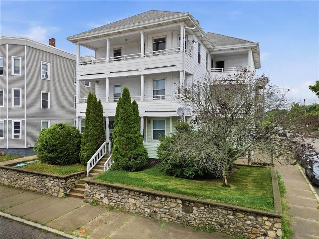 https://bt-photos.global.ssl.fastly.net/rhodeisland/orig_boomver_1_1417296-2.jpg