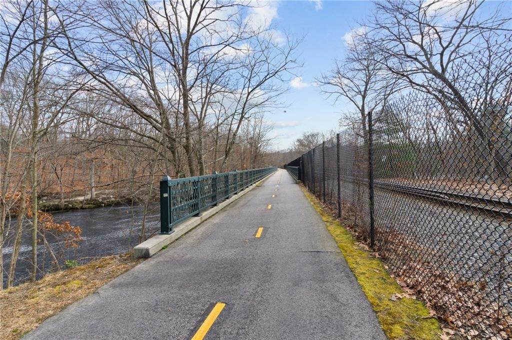 https://bt-photos.global.ssl.fastly.net/rhodeisland/orig_boomver_1_1417331-2.jpg