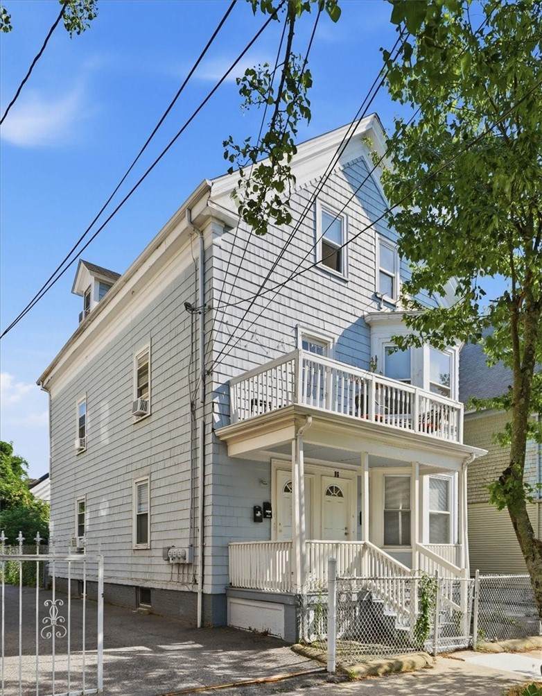 https://bt-photos.global.ssl.fastly.net/rhodeisland/orig_boomver_1_1417392-2.jpg