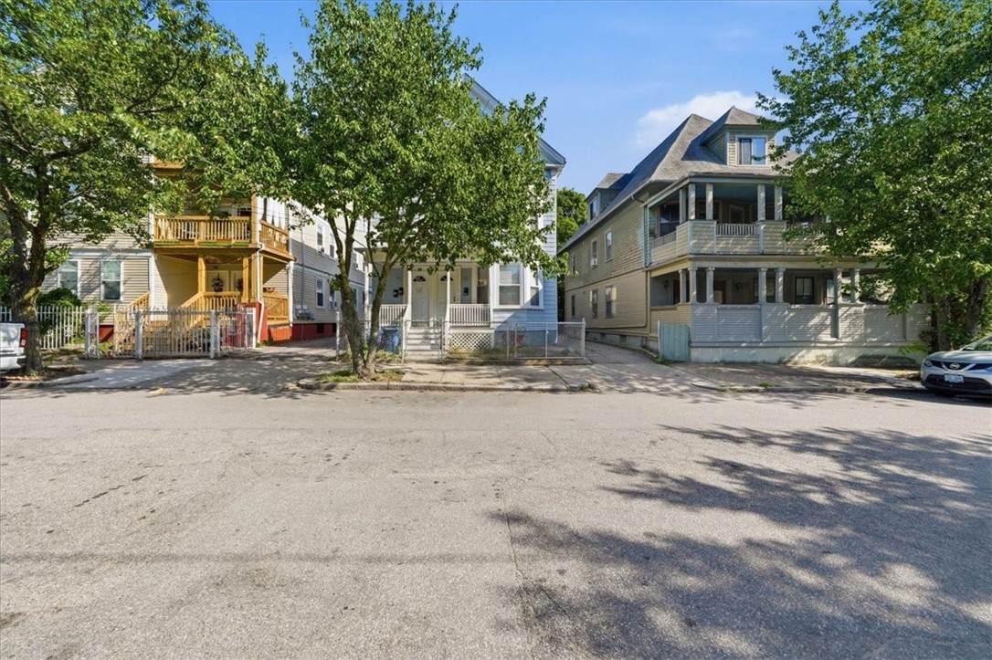 https://bt-photos.global.ssl.fastly.net/rhodeisland/orig_boomver_1_1417392-2.jpg