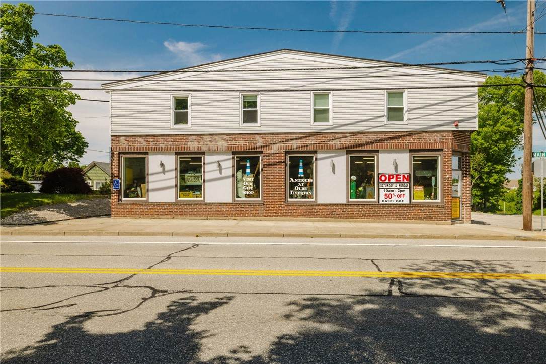 1019 Main Road - Photo 1