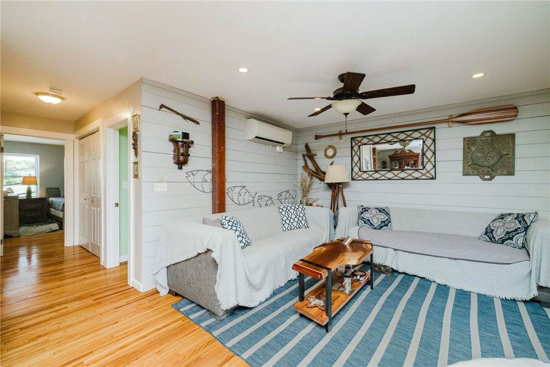 https://bt-photos.global.ssl.fastly.net/rhodeisland/orig_boomver_1_1417419-2.jpg