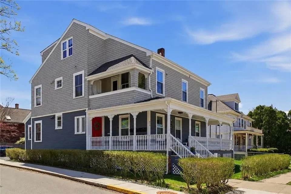419 Broadway - Photo 1