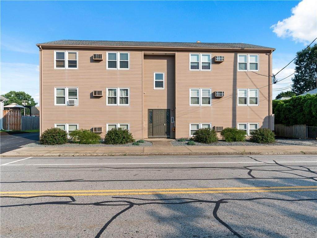 715 Cottage Street - Photo 1