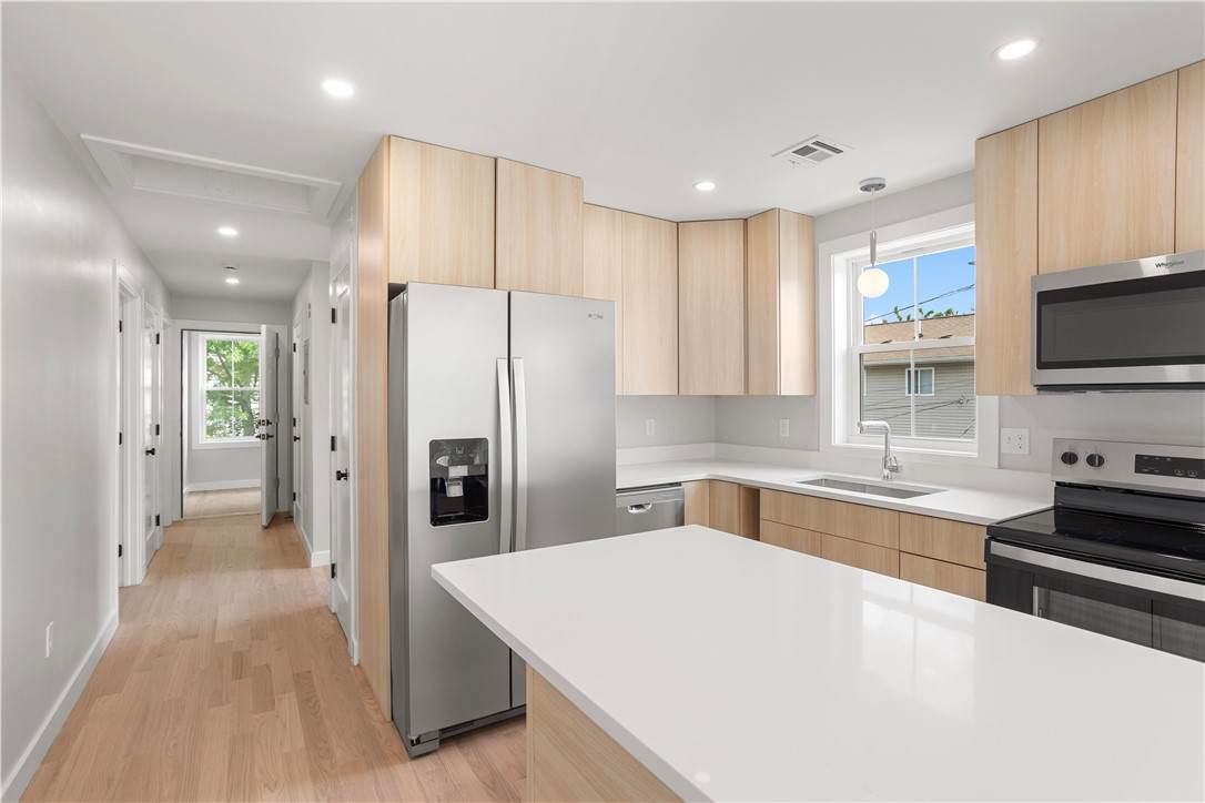 90 Berkshire Street - Photo 1
