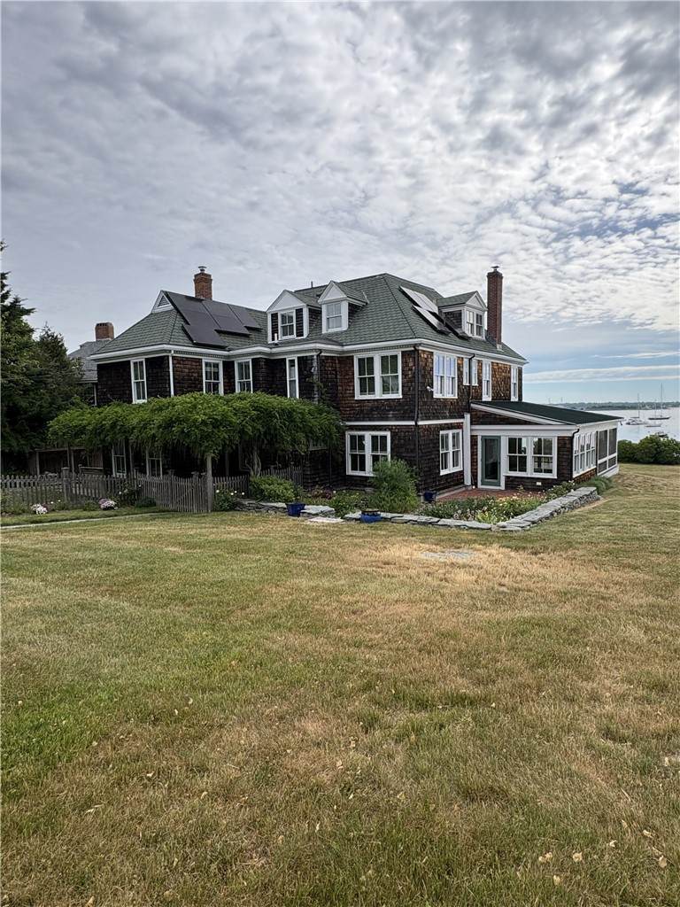 https://bt-photos.global.ssl.fastly.net/rhodeisland/orig_boomver_1_1417660-2.jpg