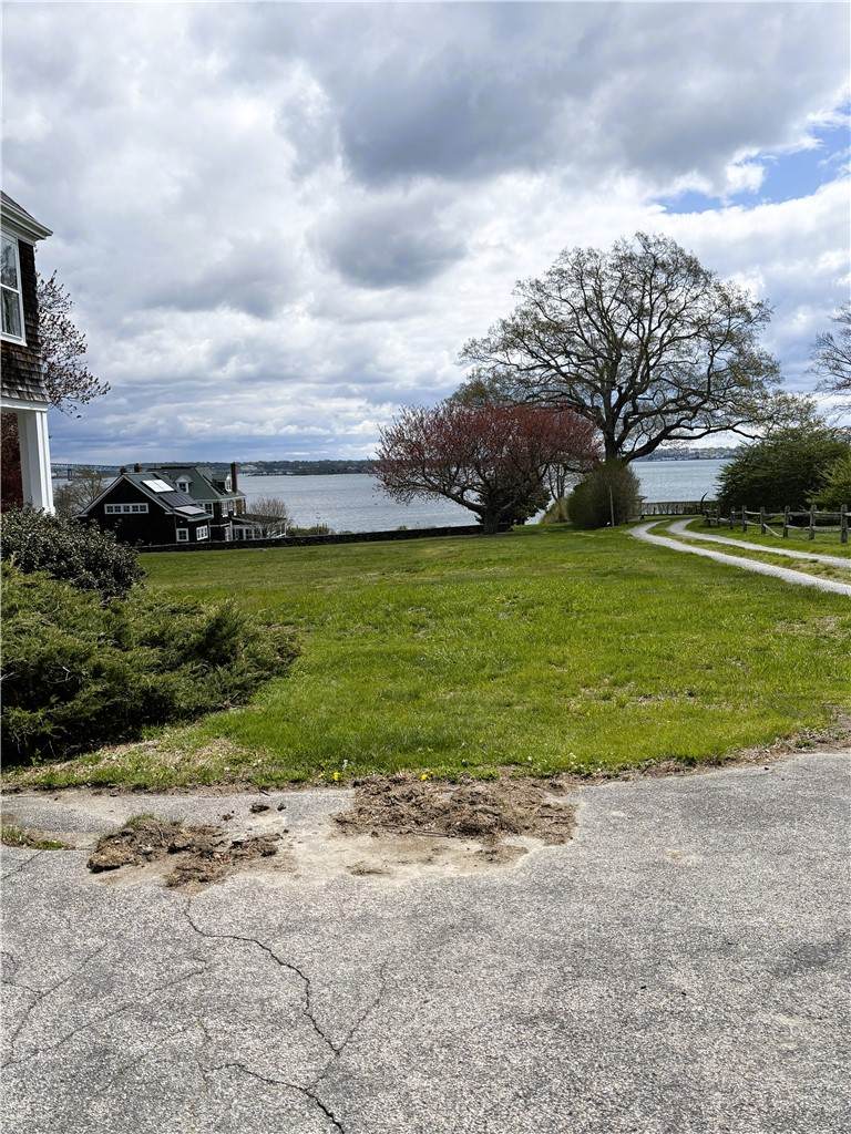 https://bt-photos.global.ssl.fastly.net/rhodeisland/orig_boomver_1_1417670-2.jpg