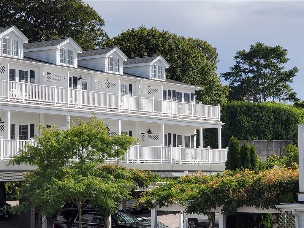 44 Bay Street - Photo 1