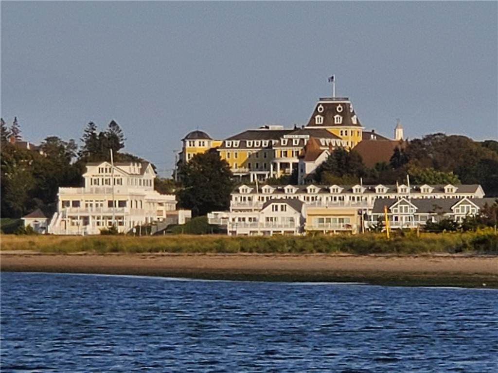https://bt-photos.global.ssl.fastly.net/rhodeisland/orig_boomver_1_1417902-2.jpg