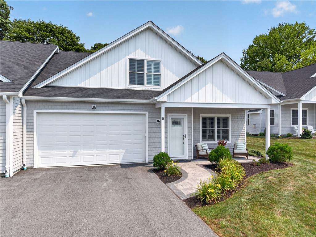 9 Blue Heron Drive - Photo 1