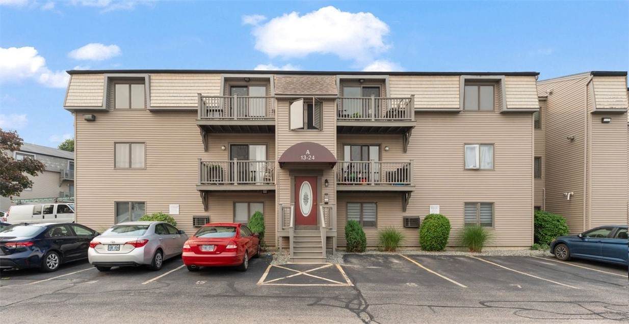 13 Village Court - Photo 1