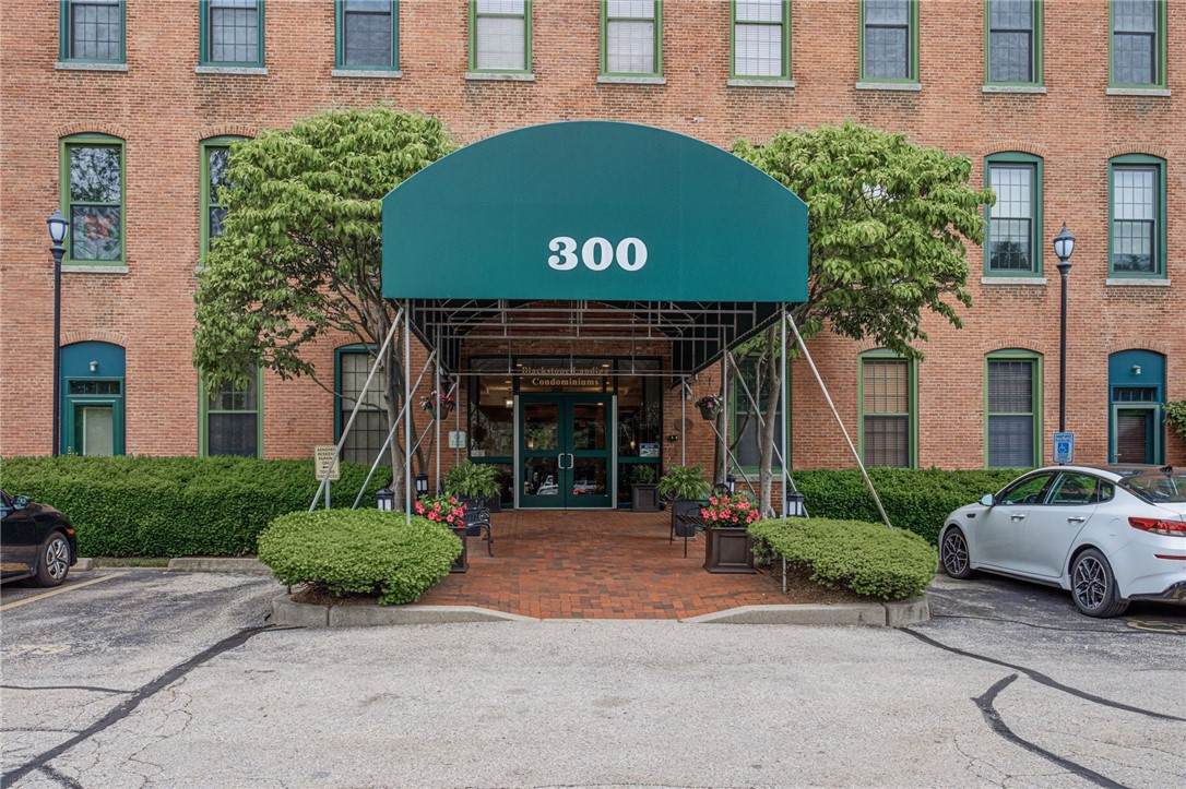 300 Front Street - Photo 1