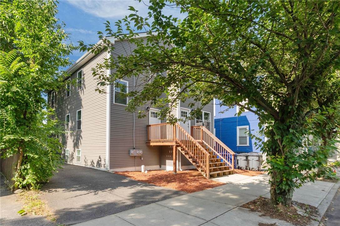 https://bt-photos.global.ssl.fastly.net/rhodeisland/orig_boomver_1_1418596-2.jpg