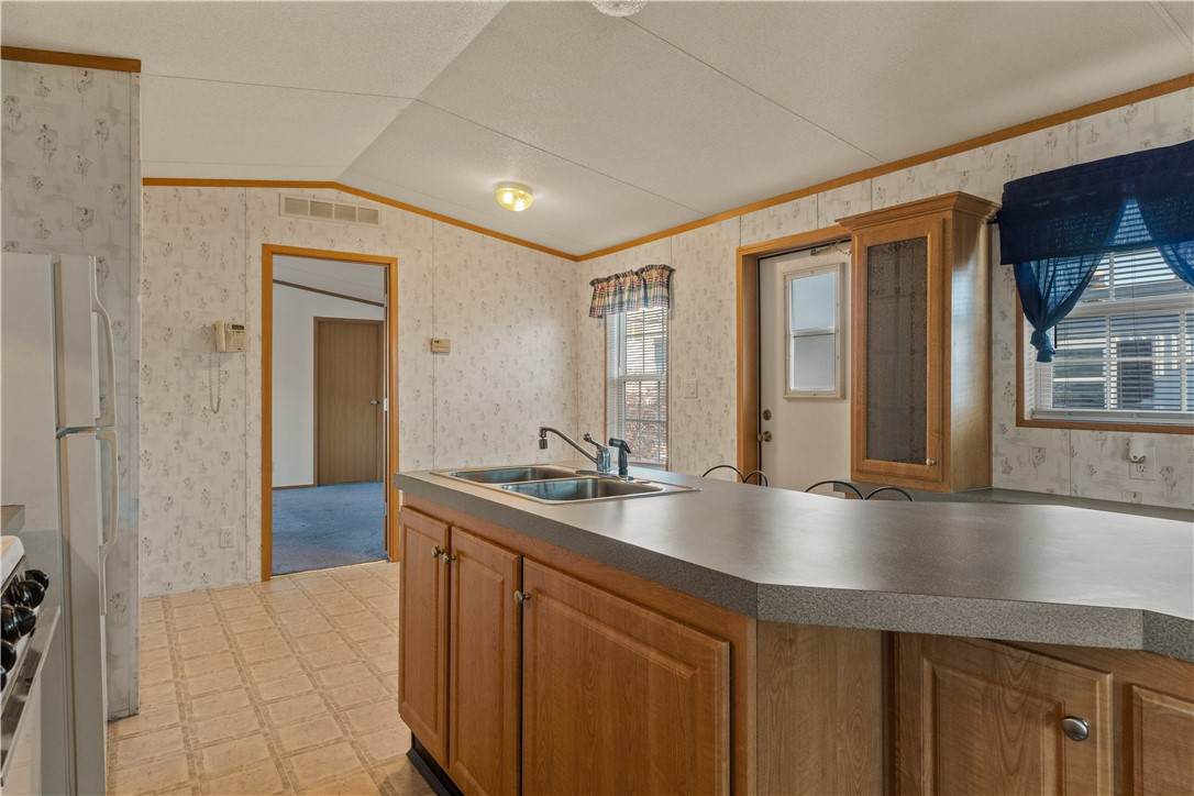 https://bt-photos.global.ssl.fastly.net/rhodeisland/orig_boomver_1_1418637-2.jpg