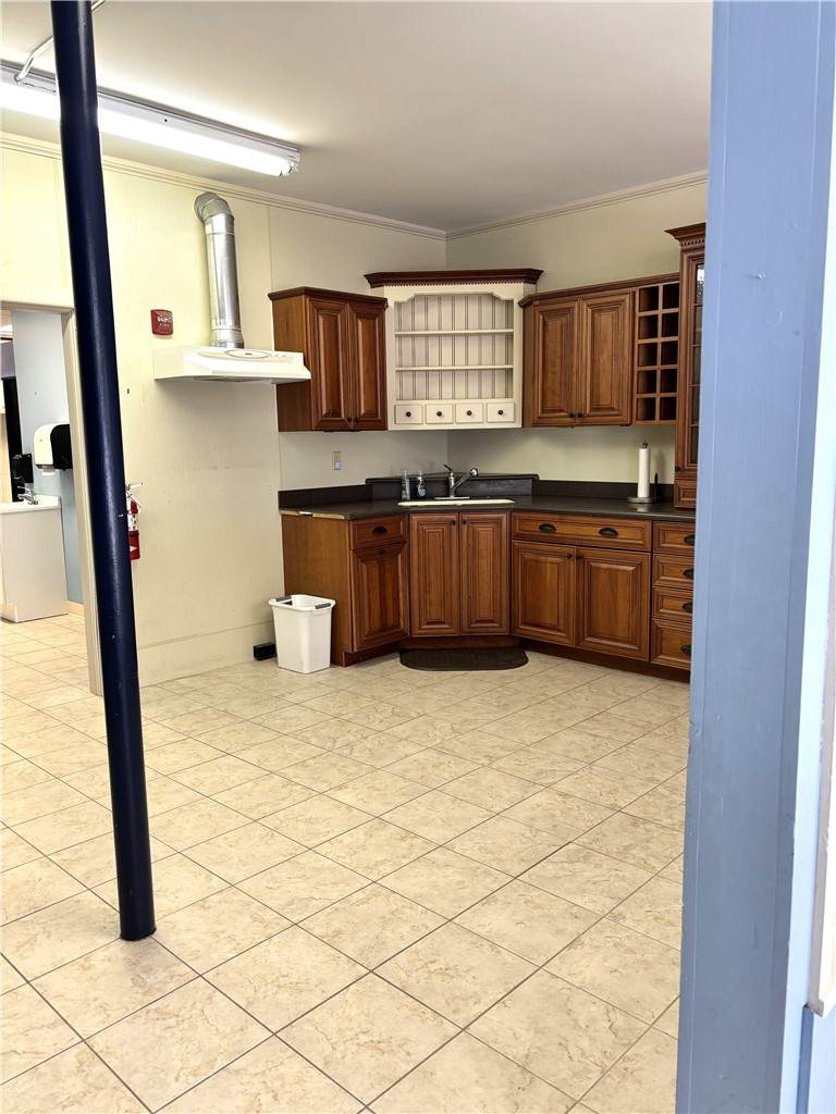 160 Greenwich Avenue - Photo 1
