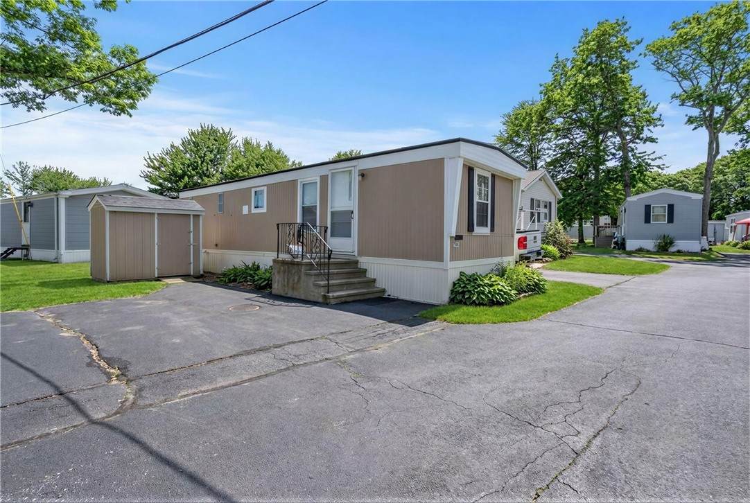 743 Forest Park Avenue - Photo 1