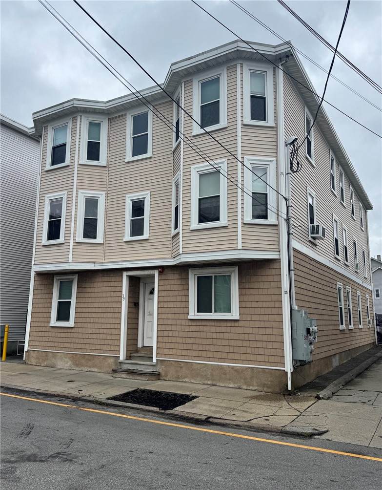 39 America Street - Photo 1