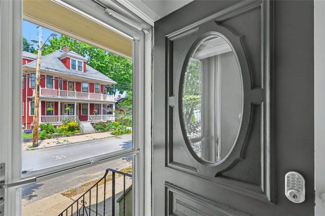 https://bt-photos.global.ssl.fastly.net/rhodeisland/orig_boomver_1_1419030-2.jpg