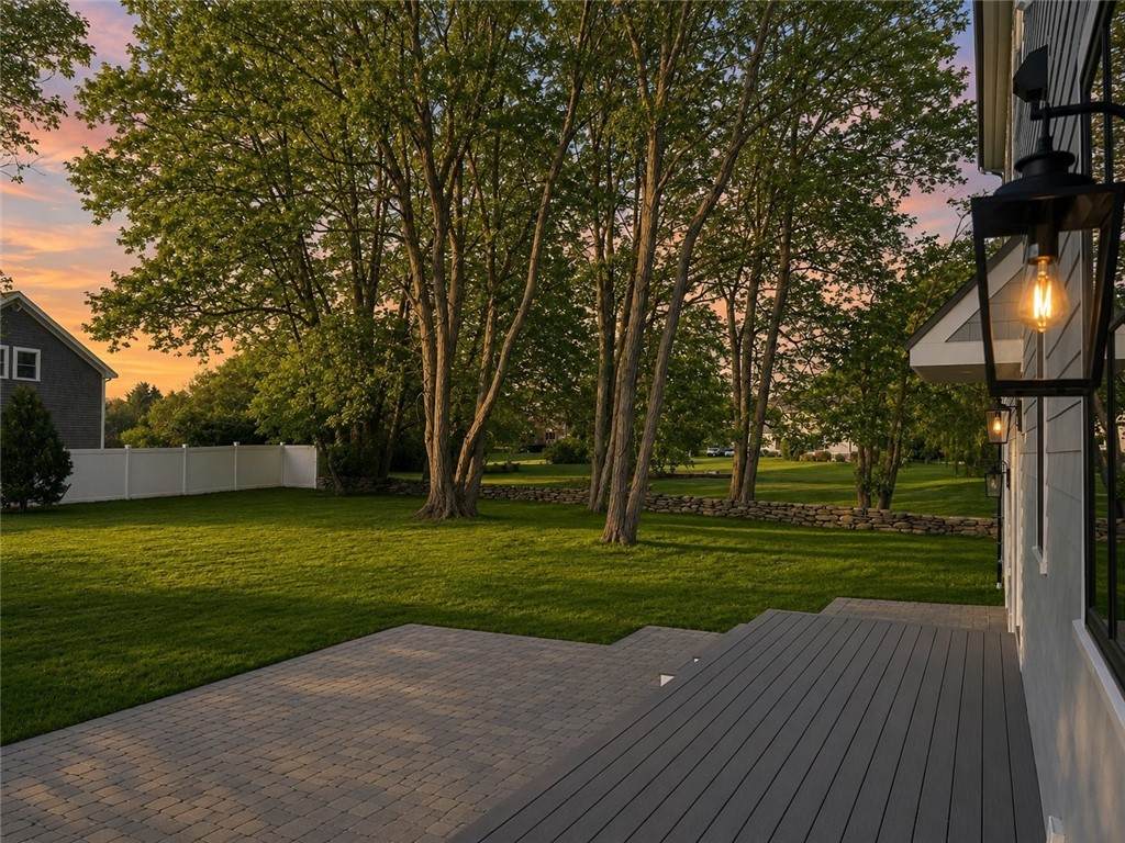 https://bt-photos.global.ssl.fastly.net/rhodeisland/orig_boomver_1_1419099-2.jpg