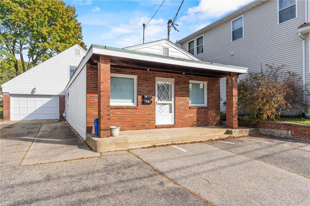 379 Maple Avenue - Photo 1