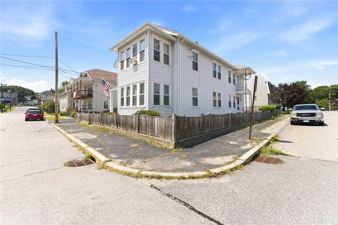 https://bt-photos.global.ssl.fastly.net/rhodeisland/orig_boomver_1_1419207-2.jpg
