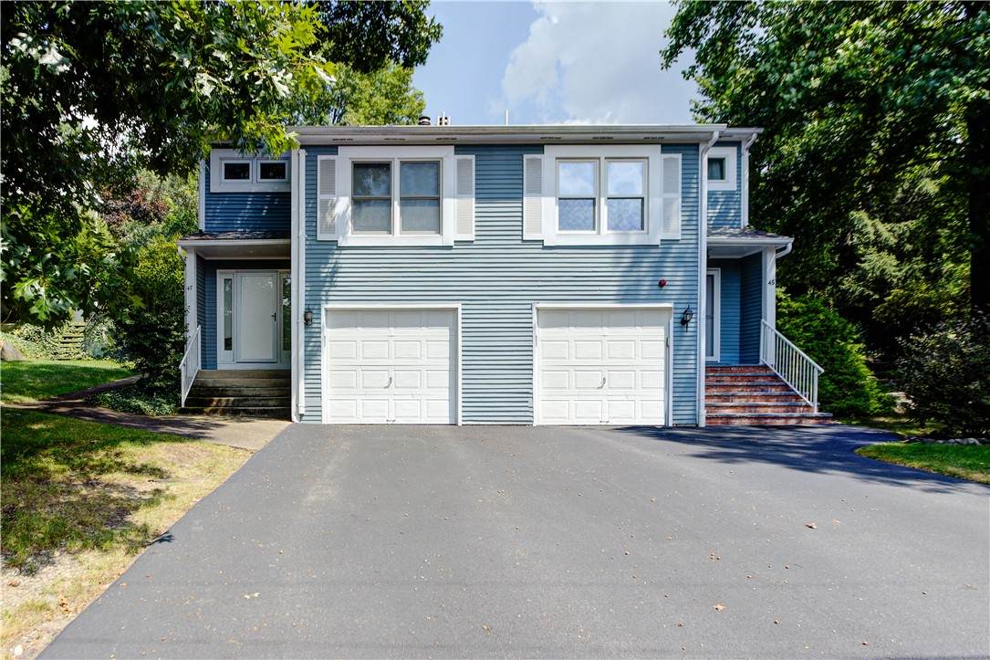 47 Wyndham Avenue - Photo 1