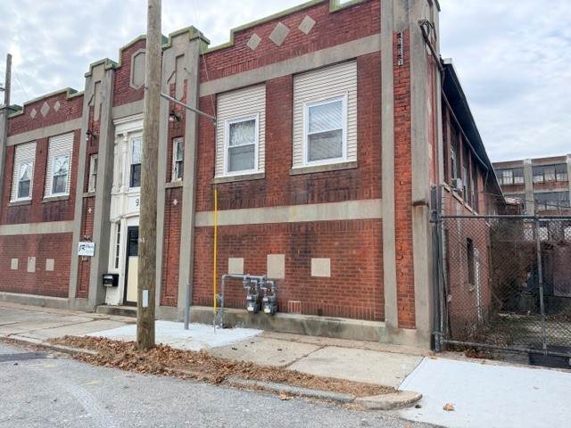 93 Hazel Street - Photo 1
