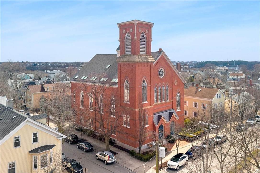 10 East Street - Photo 1